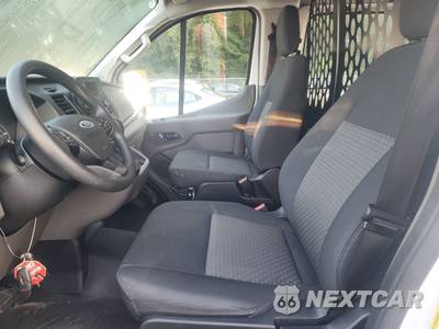 2025 Ford Transit 250 Cargo Van Low Roof 130.0" WB - zdjęcie 7 z 22 - miniatura