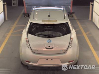 2016 Nissan LEAF SL - zdjęcie 5 z 18 - miniatura