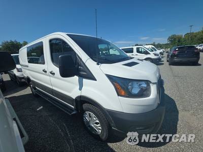 2025 Ford Transit 250 Cargo Van Low Roof 130.0" WB - zdjęcie 3 z 23 - miniatura
