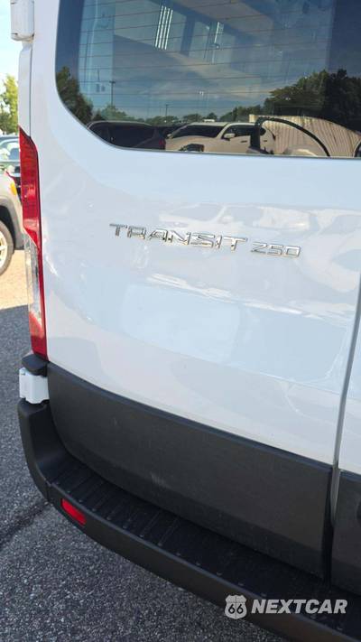 2025 Ford Transit 250 Cargo Van Low Roof 130.0" WB - zdjęcie 23 z 23 - miniatura