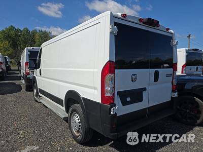 2025 Ram ProMaster 2500 Cargo Van Tradesman w/Passenger Seat Low Roof 136.0" WB - zdjęcie 6 z 36 - miniatura