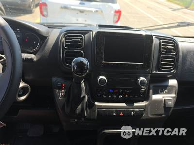 2025 Ram ProMaster 2500 Cargo Van Tradesman w/Passenger Seat Low Roof 136.0" WB - zdjęcie 11 z 25 - miniatura