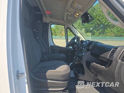 2025 Ram ProMaster 2500 Cargo Van Tradesman w/Passenger Seat Low Roof 136.0" WB - zdjęcie 8 z 31 - miniatura