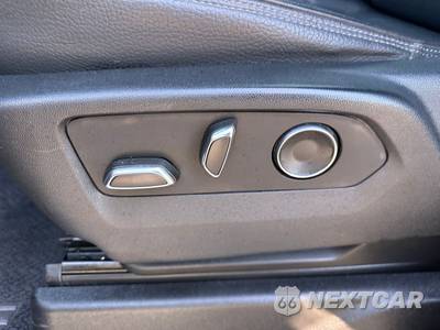 2021 GMC Yukon Denali 5SA - zdjęcie 12 z 40 - miniatura