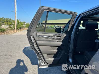 2021 GMC Yukon Denali 5SA - zdjęcie 19 z 40 - miniatura