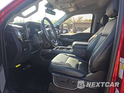 2024 Ford Super Duty F-350 Lariat Crew Cab Long Bed DRW - zdjęcie 13 z 30 - miniatura