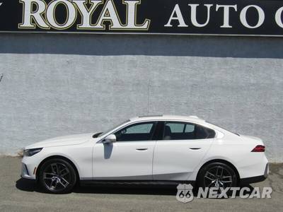 2025 BMW i5 xDrive40 - zdjęcie 4 z 42 - miniatura