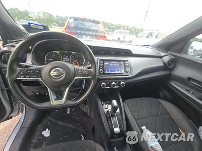 2019 Nissan Kicks S - zdjęcie 11 z 37 - miniatura