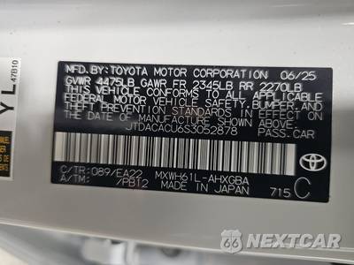 2025 Toyota Prius Plug-In Hybrid XSE - zdjęcie 14 z 20 - miniatura