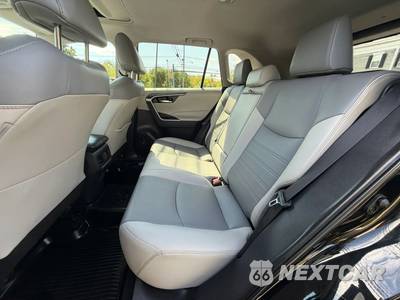 2019 Toyota RAV4 XLE Premium - zdjęcie 16 z 43 - miniatura