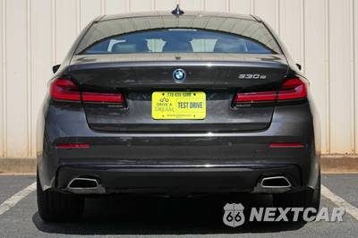 2022 BMW 5 Series Sedan 530e - zdjęcie 9 z 48 - miniatura