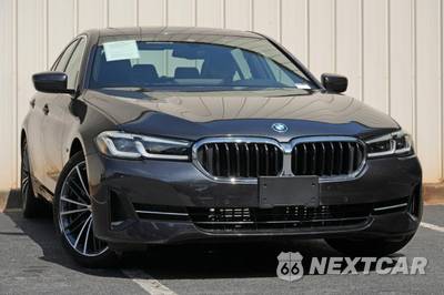 2022 BMW 5 Series Sedan 530e - zdjęcie 2 z 48 - miniatura