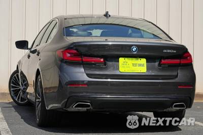 2022 BMW 5 Series Sedan 530e - zdjęcie 4 z 48 - miniatura