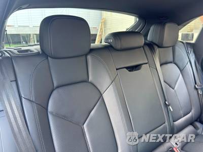 2025 Porsche Macan - zdjęcie 37 z 48 - miniatura