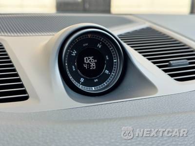 2025 Porsche Cayenne E-Hybrid - zdjęcie 25 z 48 - miniatura