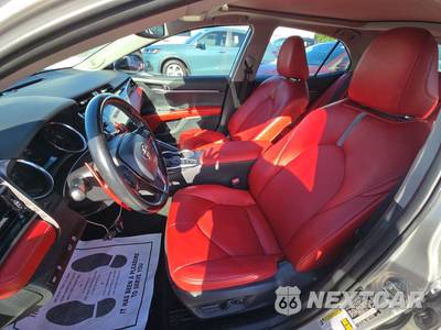 2019 Toyota Camry XSE - zdjęcie 7 z 24 - miniatura