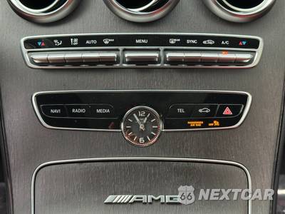 2021 Mercedes-Benz AMG C 63 S Sedan - zdjęcie 30 z 48 - miniatura