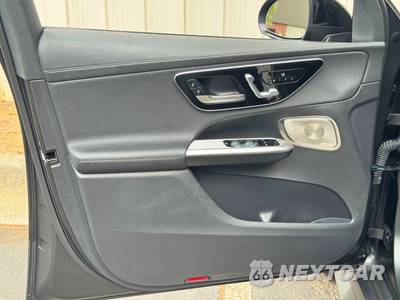 2024 Mercedes-Benz GLC 300 4MATIC - zdjęcie 47 z 48 - miniatura
