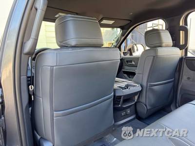 2026 Toyota Tundra Limited Crew Cab Short Bed - zdjęcie 35 z 48 - miniatura