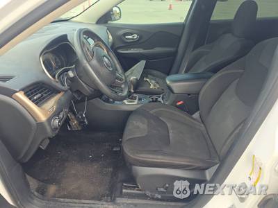 2015 Jeep Cherokee Latitude - zdjęcie 7 z 19 - miniatura