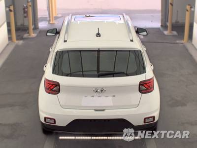 2025 Hyundai Venue SEL - zdjęcie 5 z 22 - miniatura