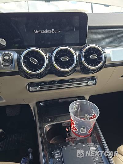 2021 Mercedes-Benz GLB 250 - zdjęcie 11 z 25 - miniatura