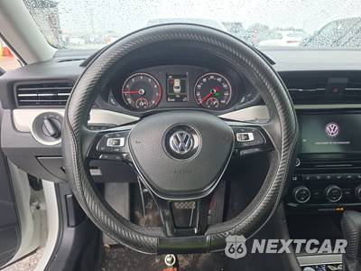 2022 Volkswagen Passat 2.0T SE - zdjęcie 10 z 22 - miniatura
