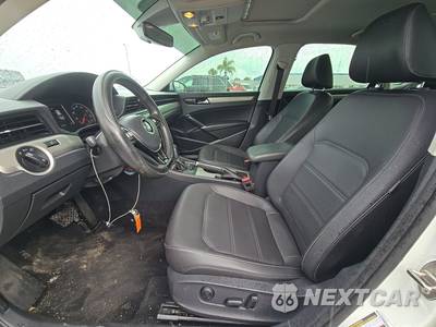 2022 Volkswagen Passat 2.0T SE - zdjęcie 7 z 22 - miniatura