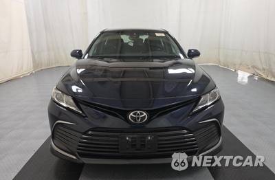 2021 Toyota Camry LE - zdjęcie 1 z 16 - miniatura