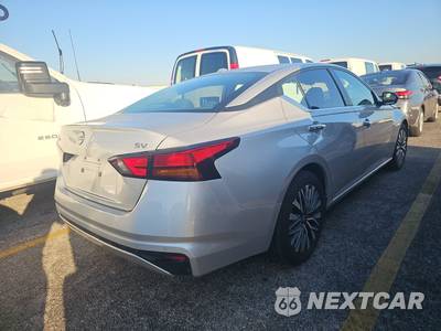 2024 Nissan Altima SV - zdjęcie 4 z 19 - miniatura