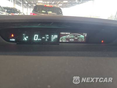 2015 Toyota Prius Three - zdjęcie 12 z 47 - miniatura