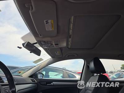 2015 Volkswagen Passat TDI SE w/Sunroof - zdjęcie 18 z 29 - miniatura