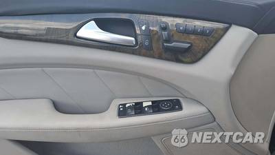 2012 Mercedes-Benz CLS 550 - zdjęcie 28 z 49 - miniatura