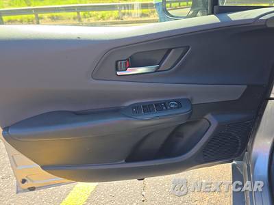 2024 Toyota Prius XLE - zdjęcie 9 z 44 - miniatura