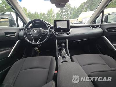 2024 Toyota Corolla Cross LE - zdjęcie 11 z 34 - miniatura