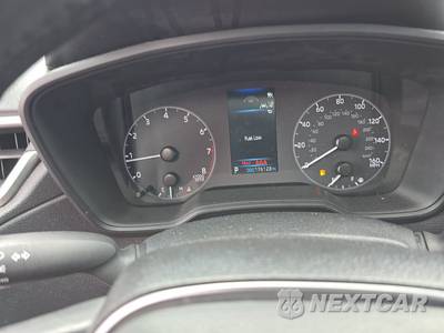 2024 Toyota Corolla Cross LE - zdjęcie 12 z 34 - miniatura