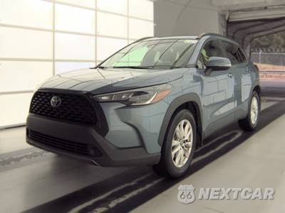 2024 Toyota Corolla Cross LE - zdjęcie 1 z 34 - miniatura