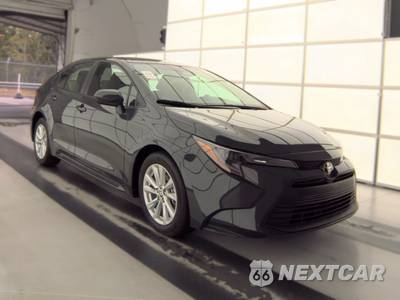2026 Toyota Corolla LE Sedan - zdjęcie 3 z 20 - miniatura