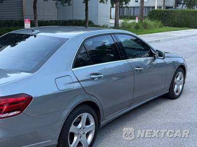 2014 Mercedes-Benz E 350 Sedan - zdjęcie 51 z 95 - miniatura