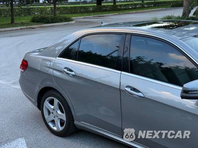 2014 Mercedes-Benz E 350 Sedan - zdjęcie 61 z 95 - miniatura