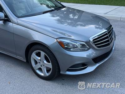 2014 Mercedes-Benz E 350 Sedan - zdjęcie 66 z 95 - miniatura