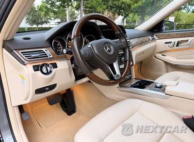 2014 Mercedes-Benz E 350 Sedan - zdjęcie 77 z 95 - miniatura