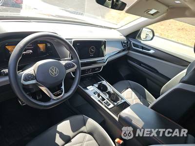 2024 Volkswagen Atlas 2.0T Peak Edition SEL - zdjęcie 11 z 26 - miniatura