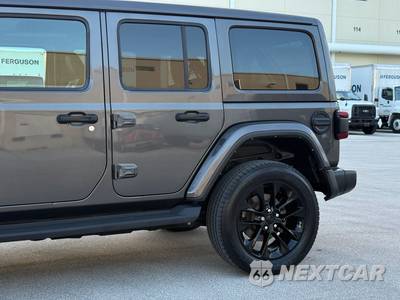 2022 Jeep Wrangler Unlimited Sahara - zdjęcie 40 z 163 - miniatura