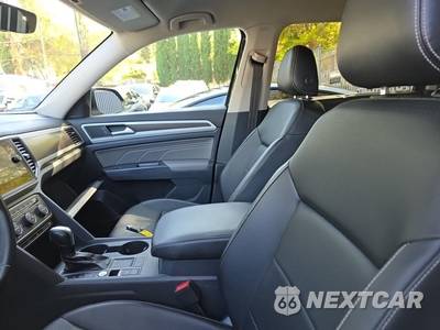 2021 Volkswagen Atlas 2.0T SE w/Technology - zdjęcie 13 z 23 - miniatura