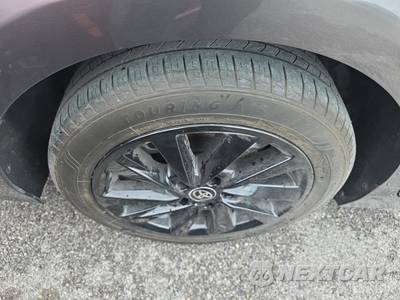2024 Toyota Camry LE - zdjęcie 10 z 24 - miniatura
