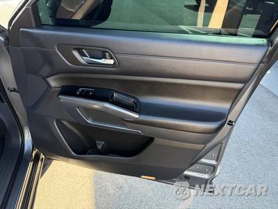 2022 Nissan Pathfinder SL - zdjęcie 28 z 29 - miniatura
