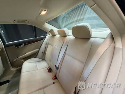 2009 Mercedes-Benz C 300 4MATIC - zdjęcie 30 z 45 - miniatura