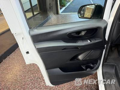 2019 Mercedes-Benz Metris Passenger Van 126.0" WB - zdjęcie 10 z 37 - miniatura