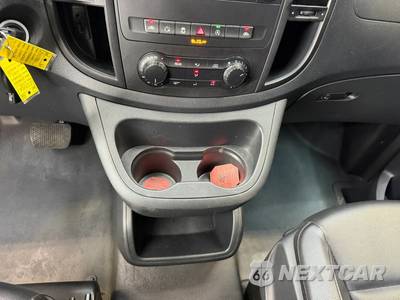 2019 Mercedes-Benz Metris Passenger Van 126.0" WB - zdjęcie 21 z 37 - miniatura